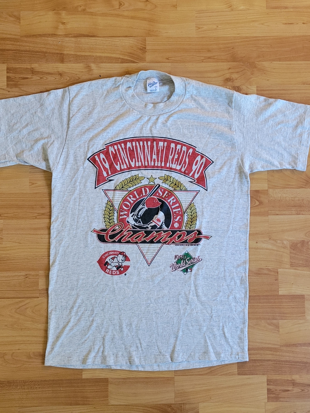 Cincinnati Reds World Series Champs MEDIUM Gray T-shirt MLB 1990 Velva Sheen